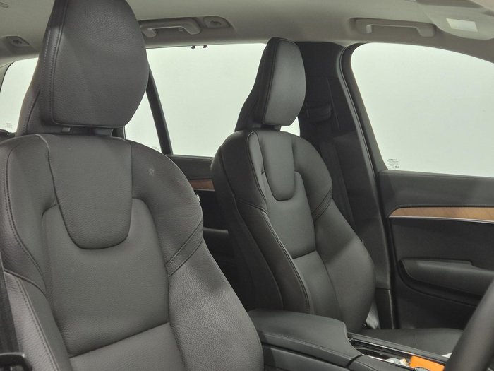 2024 Volvo XC90 Ultimate B5 Bright