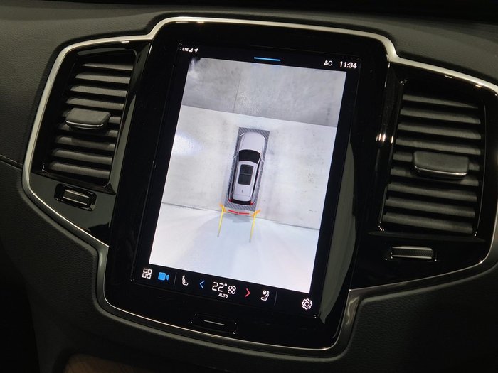 2024 Volvo XC90 Ultimate B5 Bright