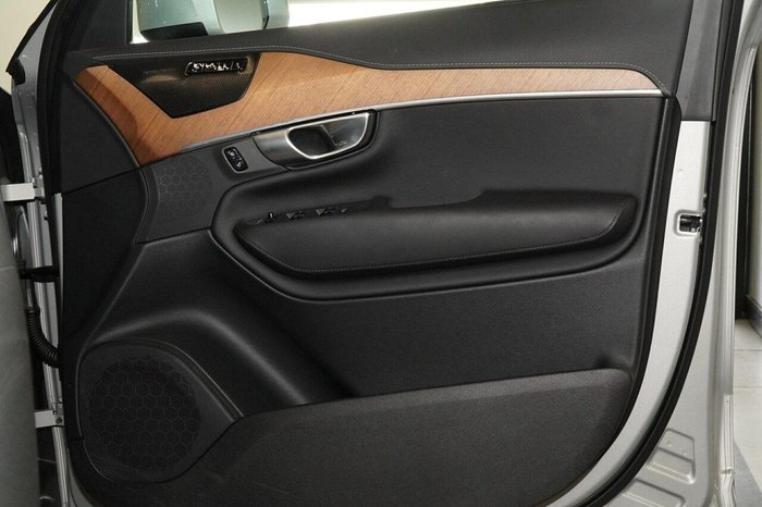 2024 Volvo XC90 Ultimate B5 Bright