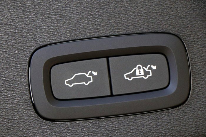 2024 Volvo C40 Recharge Twin MY24 AWD Crystal White