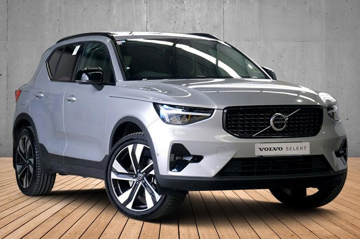 2023 Volvo XC40 Ultimate B5 Dark MY23 AWD Silver Dawn