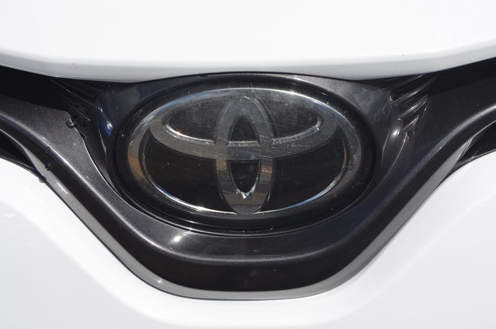 2019 Toyota Camry Ascent