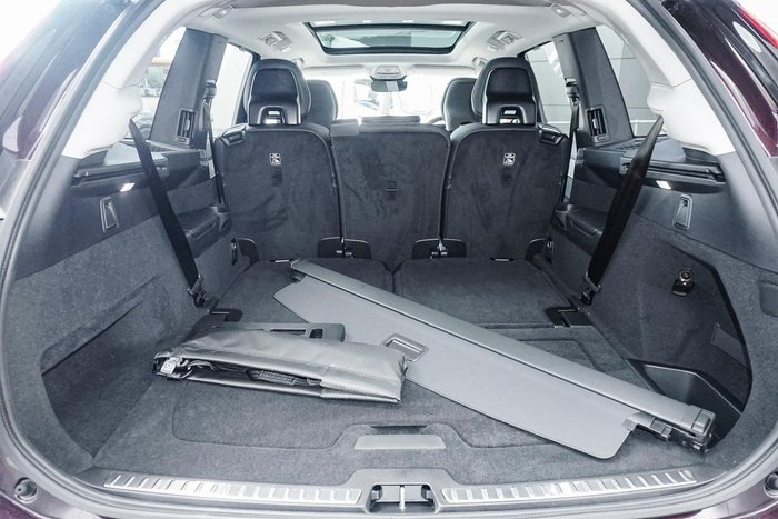 2025 Volvo XC90 Ultra B5 Bright