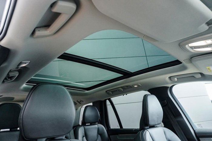 2025 Volvo XC90 Ultra B5 Bright