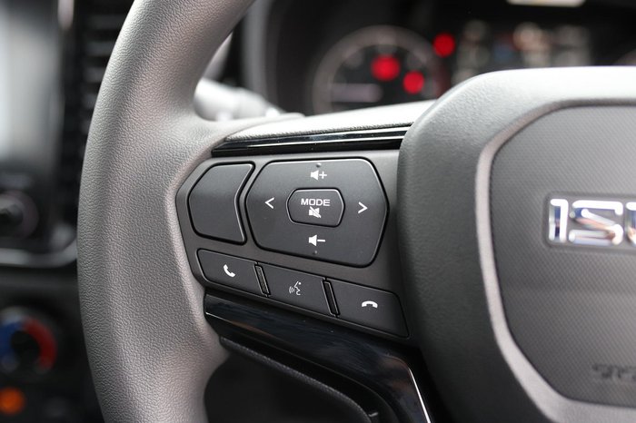 2025 Isuzu D-MAX X-RIDER