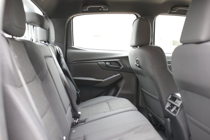 2025 Isuzu D-MAX X-RIDER