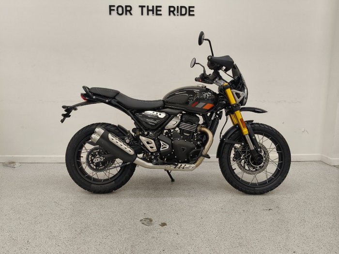2026 Triumph SCRAMBLER 400 XC Storm Grey