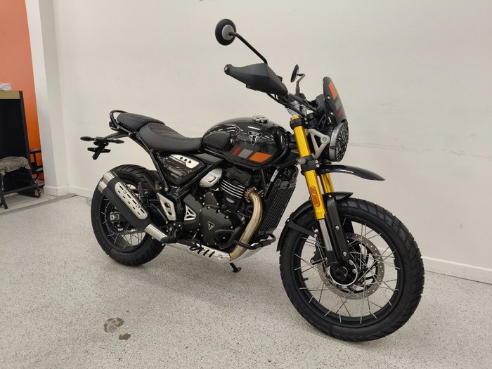 2026 Triumph SCRAMBLER 400 XC Storm Grey