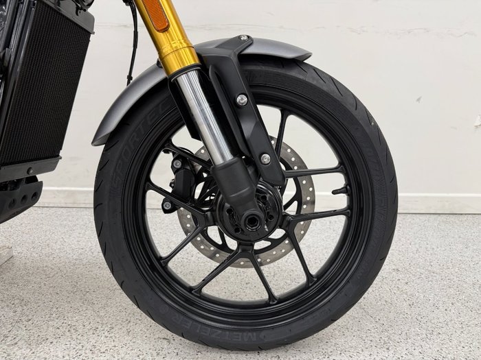 2025 Triumph 2025 Triumph 400CC SPEED 400 Carnival Red