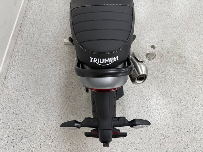 2025 Triumph 2025 Triumph 400CC SPEED 400 Carnival Red