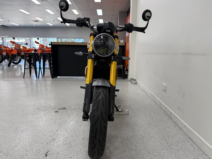 2025 Triumph 2025 Triumph 400CC SPEED 400 Carnival Red