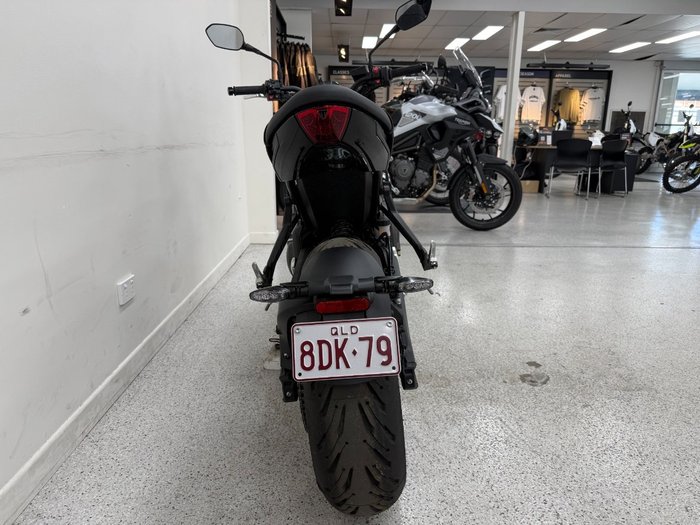 2026 Triumph 2026 Triumph 660CC Trident LAMS Yellow