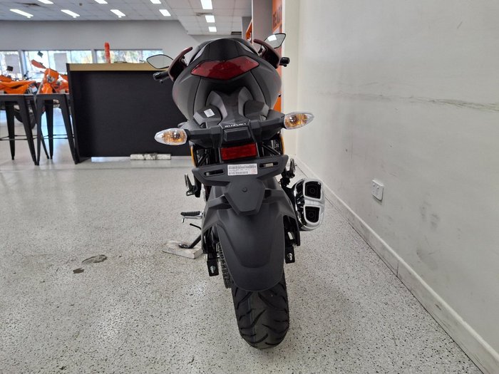 2025 Suzuki GIXXER SF Black