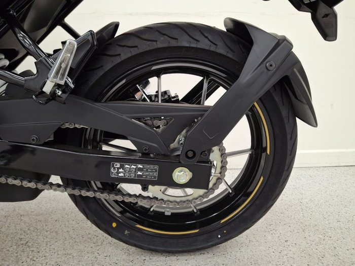 2025 Suzuki GIXXER SF Black