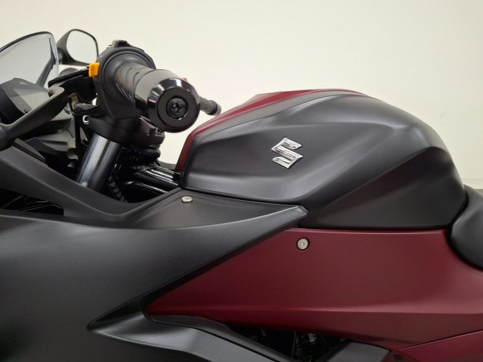2025 Suzuki GIXXER SF Black