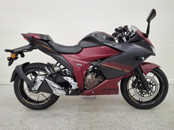 2025 Suzuki GIXXER SF Black