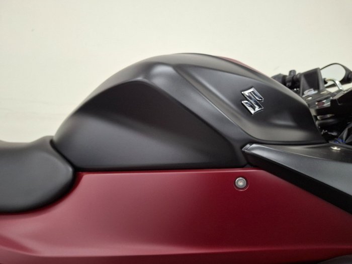 2025 Suzuki GIXXER SF Black