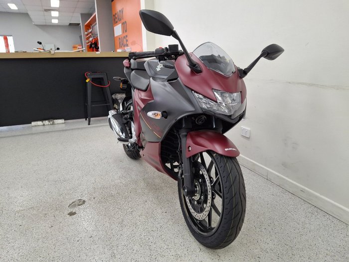 2025 Suzuki GIXXER SF Black