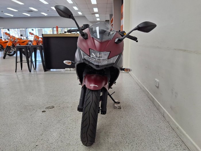 2025 Suzuki GIXXER SF Black