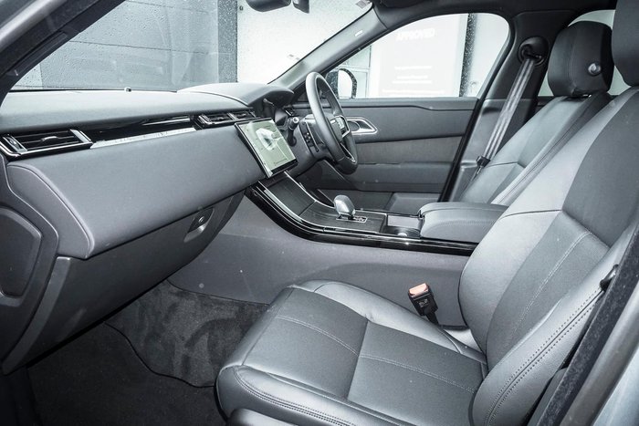 2024 Land Rover Range Rover Velar P400 Dynamic SE