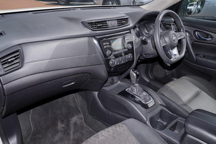 2020 Nissan X-TRAIL ST