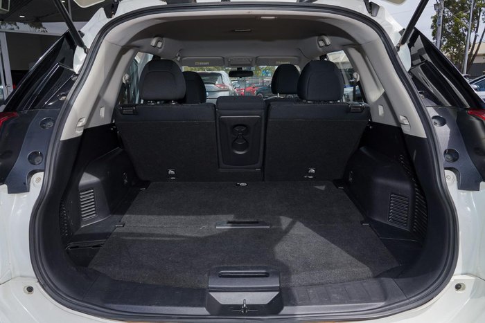 2020 Nissan X-TRAIL ST