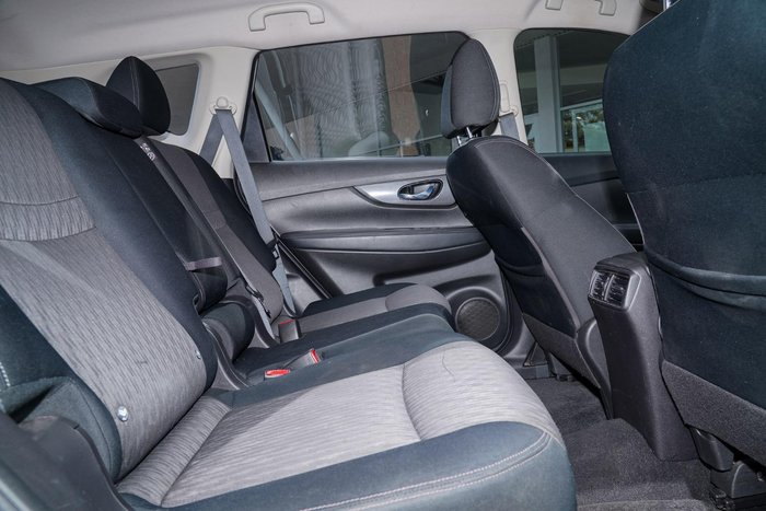 2020 Nissan X-TRAIL ST