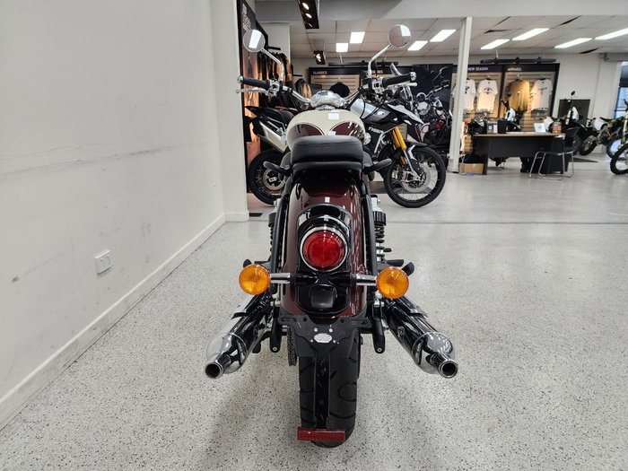 2025 Royal Enfield CLASSIC 650 Red