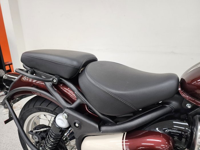 2025 Royal Enfield CLASSIC 650 Red