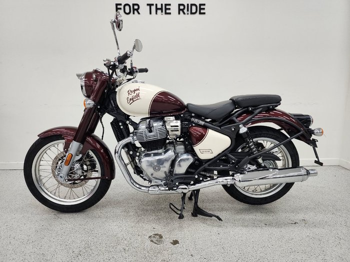 2025 Royal Enfield CLASSIC 650 Red