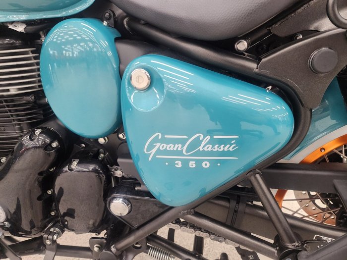 2025 Royal Enfield GOAN 350 Green