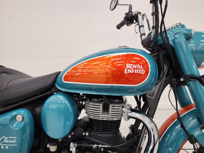 2025 Royal Enfield GOAN 350 Green