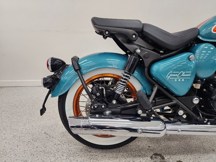 2025 Royal Enfield GOAN 350 Green