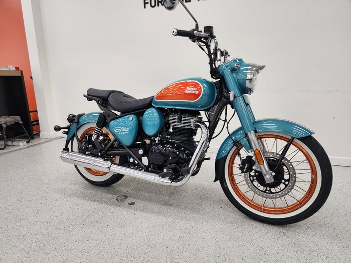 2025 Royal Enfield GOAN 350 Green
