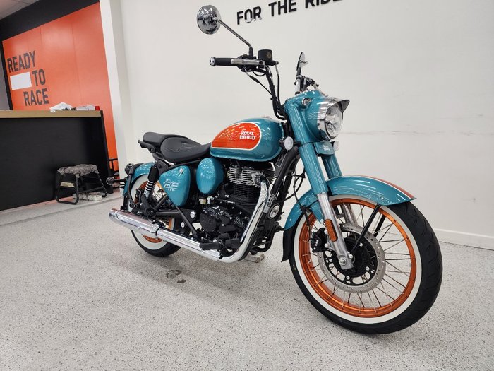 2025 Royal Enfield GOAN 350 Green