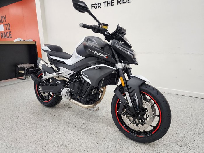 2024 CFMOTO 2024 Cf Moto 800CC 800NK ADVANCED White