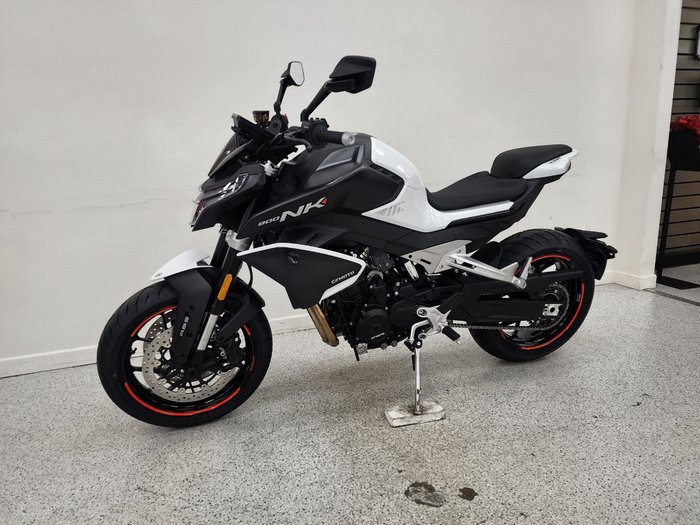 2024 CFMOTO 2024 Cf Moto 800CC 800NK ADVANCED White