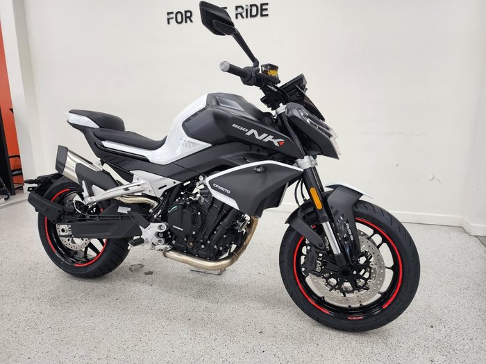 2024 CFMOTO 2024 Cf Moto 800CC 800NK ADVANCED White