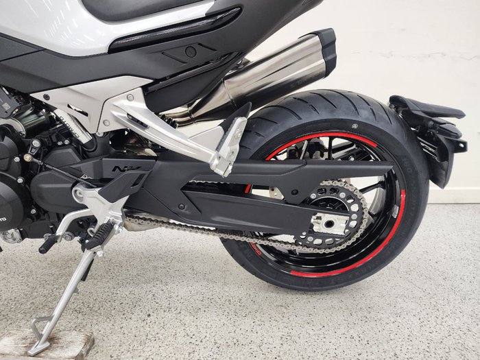 2024 CFMOTO 2024 Cf Moto 800CC 800NK ADVANCED White