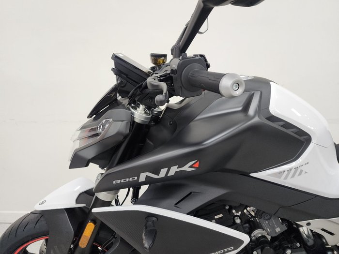 2024 CFMOTO 2024 Cf Moto 800CC 800NK ADVANCED White