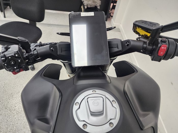 2024 CFMOTO 2024 Cf Moto 800CC 800NK ADVANCED White