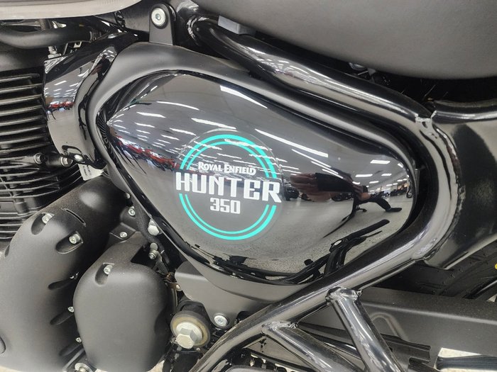 2025 Royal Enfield HUNTER 350 LONDON RED