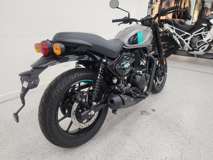 2025 Royal Enfield HUNTER 350 LONDON RED