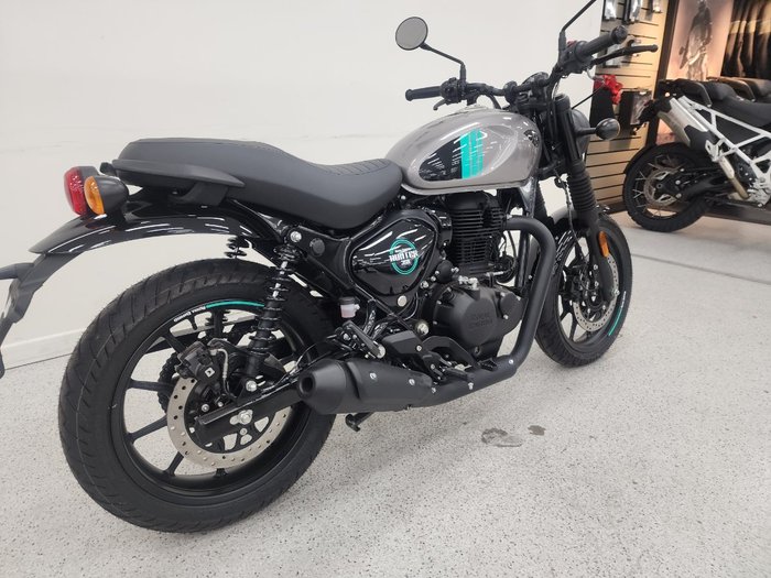 2025 Royal Enfield HUNTER 350 LONDON RED