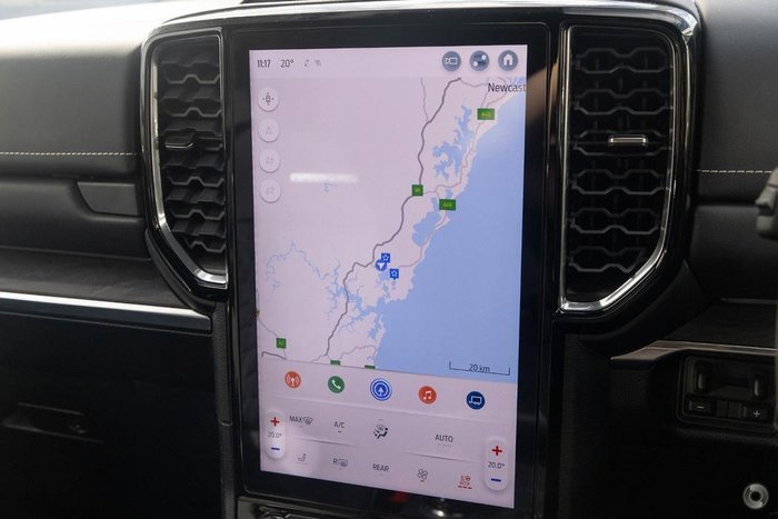 2022 Ford Everest Platinum