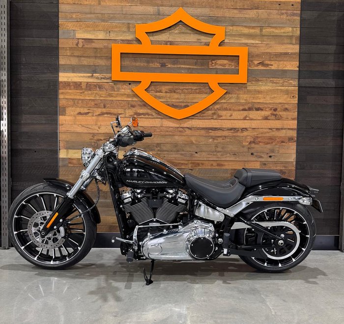 2025 Harley-Davidson Breakout 117 (FXBR) Softail Black