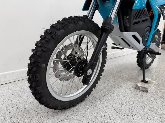 2025 CFMOTO CX-5E Blue