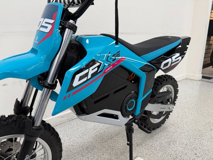 2025 CFMOTO CX-5E Blue