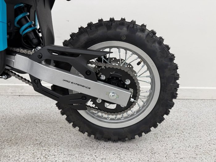 2025 CFMOTO CX-5E Blue