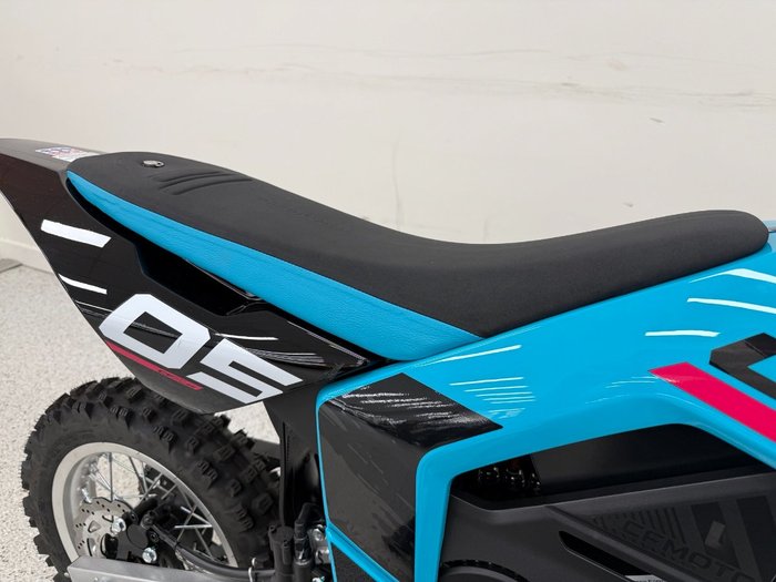 2025 CFMOTO CX-5E Blue